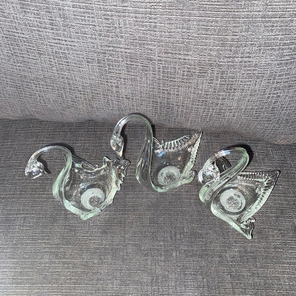 3 Vtg Hand Blown Glass Swan bowls/dishes/figures - Picture 2 of 8